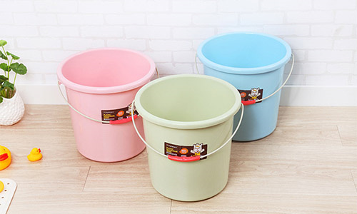 Household bucket